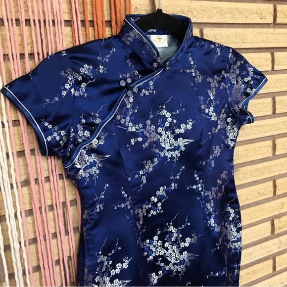 Cobalt Blue/Silver Floral Cheongsam Dress - Silk Dress - XS - Bust 29 - Size 0-2 - Picture 7 of 10